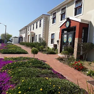 **** Guest house Bread And Barrel Bellville South Africa